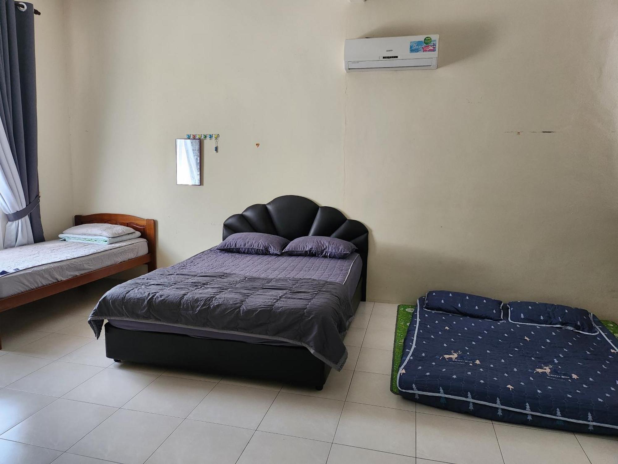 Ct Seraya Homestay  Canglun Luaran gambar